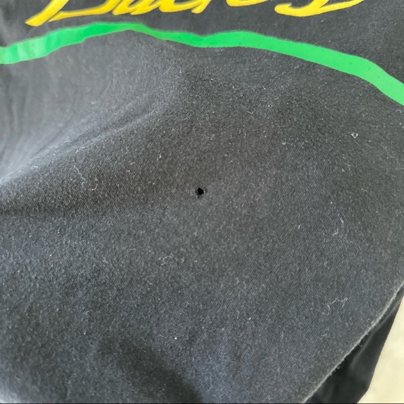 Mitchell & Ness Milwaukee Bucks T-Shirt - Picture 5 of 5